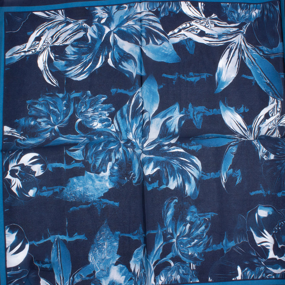 Pescara Silk Shawl Blue