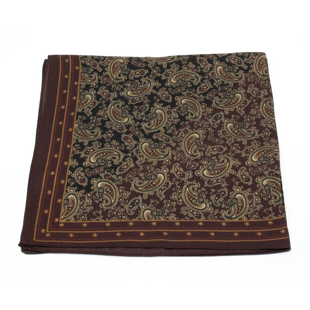 Nazare Sidensjal 50x50cm Vinröd