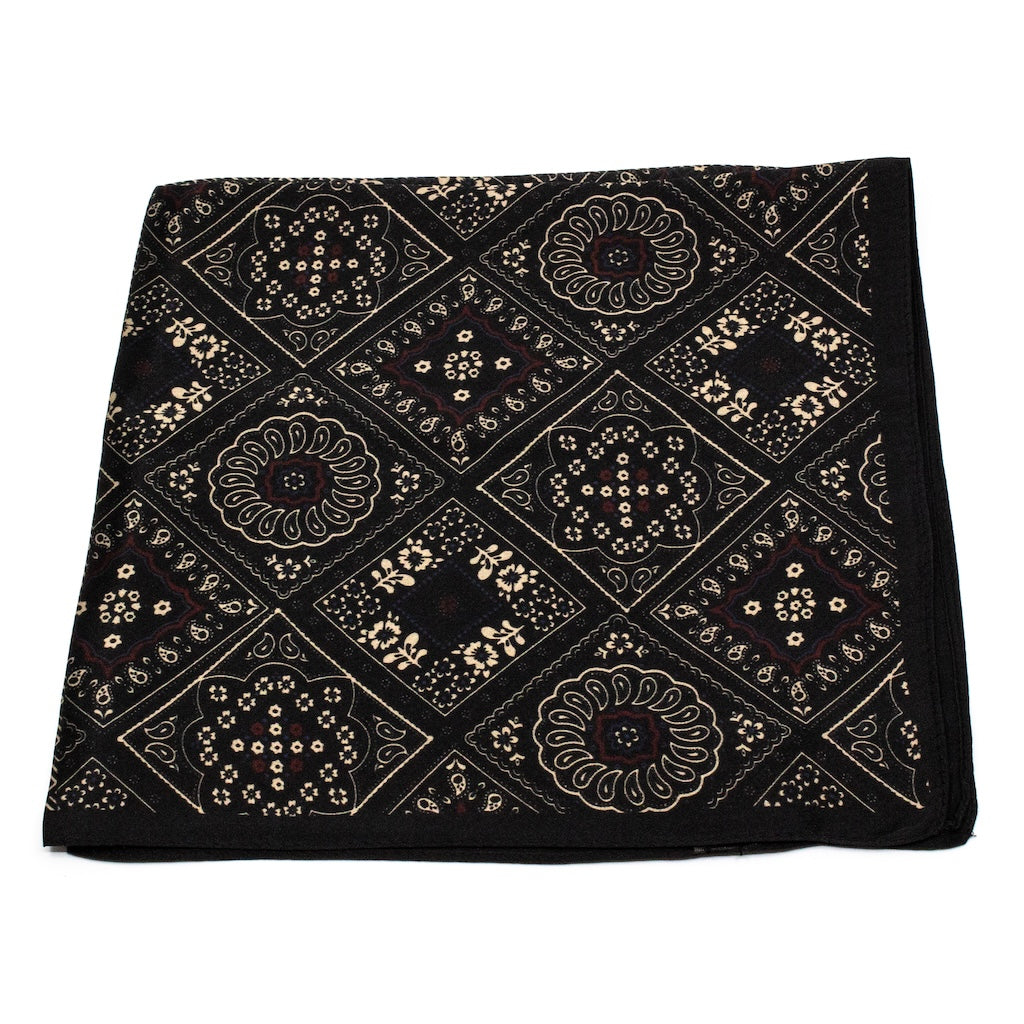 Chaves Sidensjal 50x50cm Svart