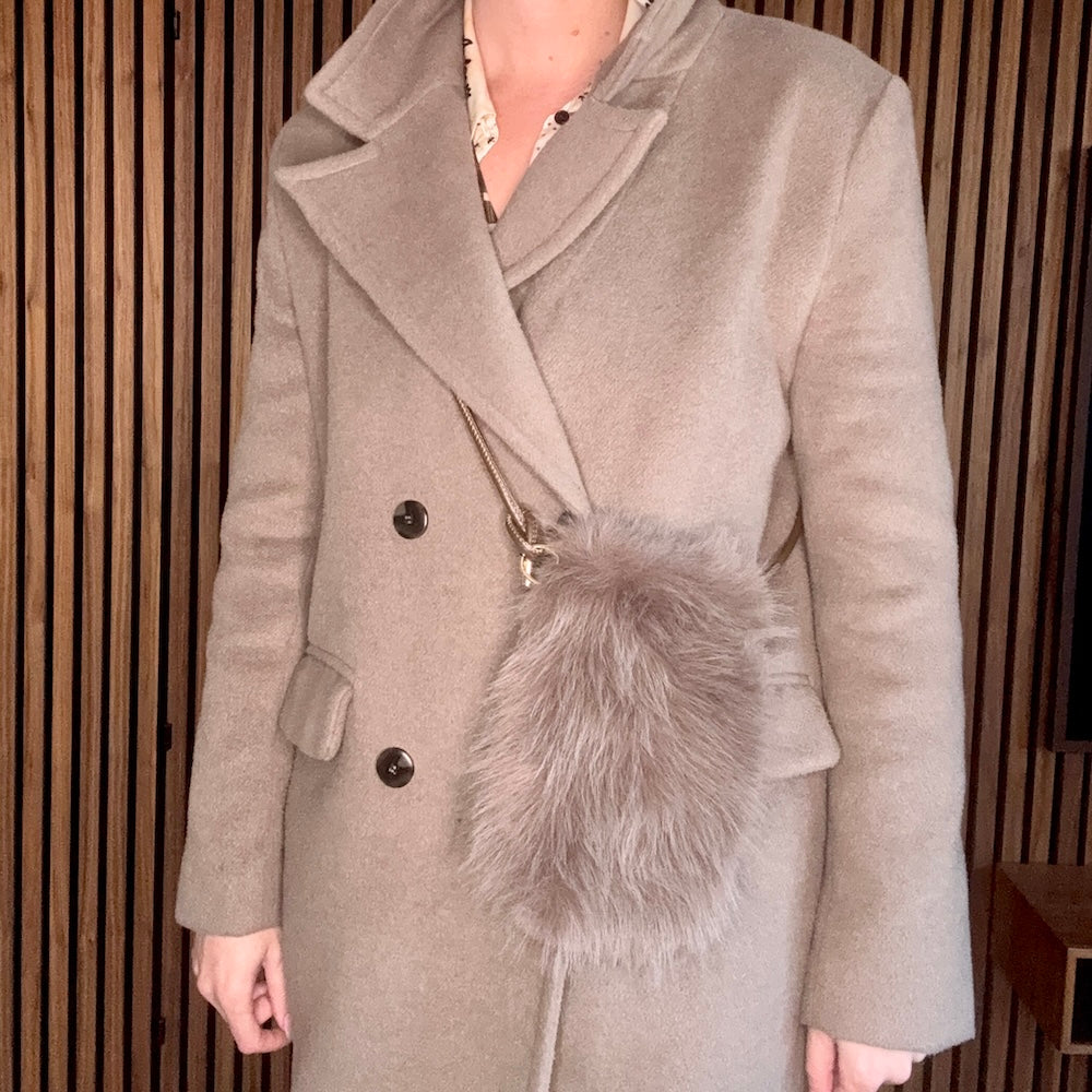Faux Fur Mobilväska Mud