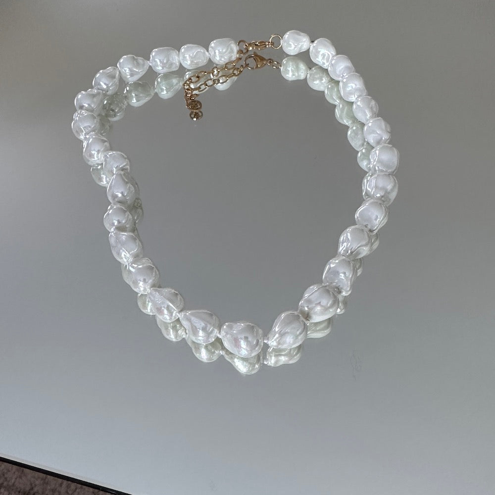 Mother of Chunky Pearl Necklace White