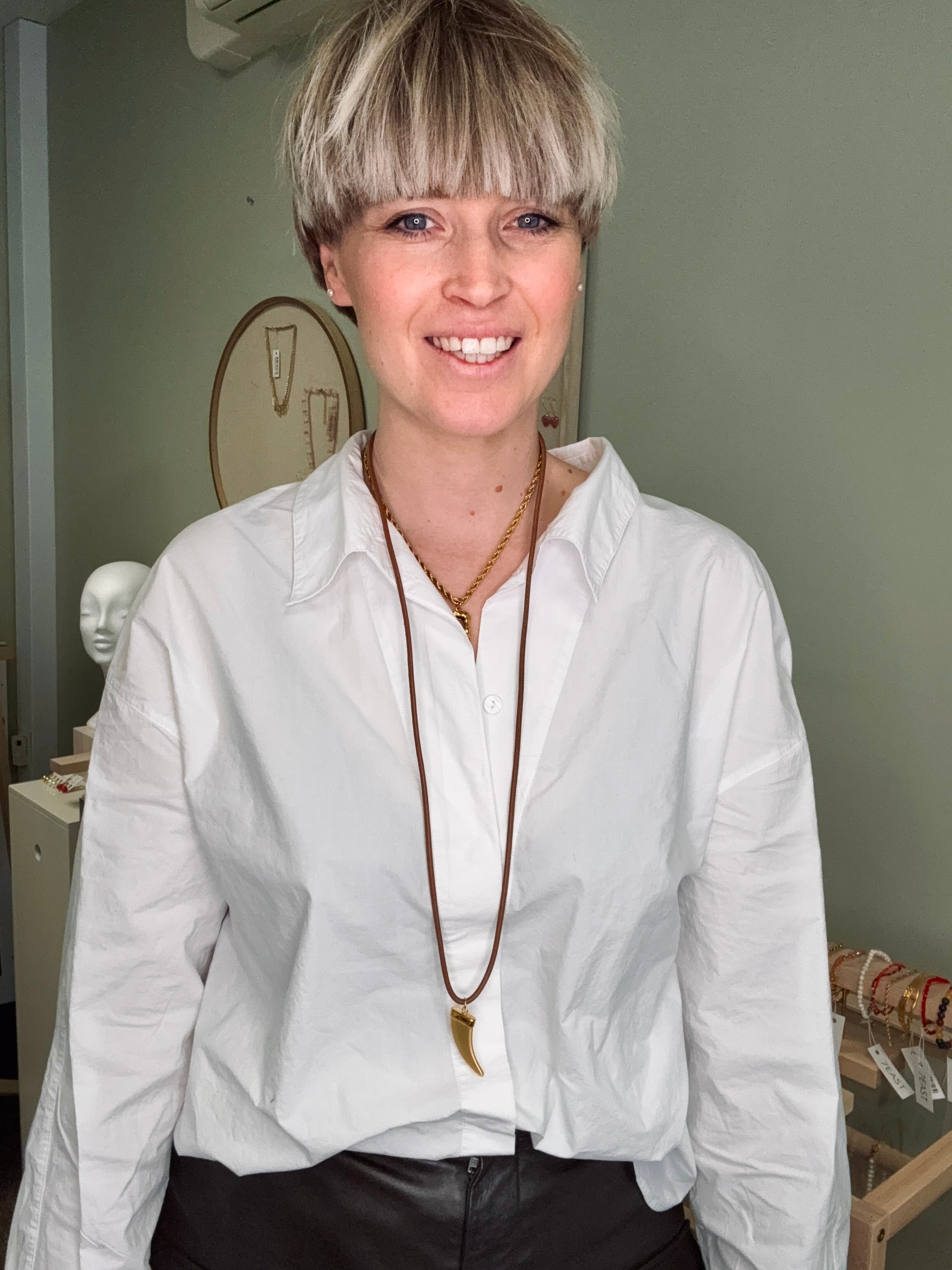 Megalodon Halsband Brun