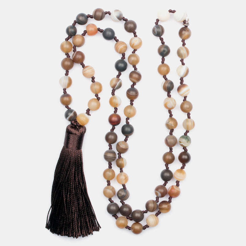 Chaturanga Halsband Brun Brun