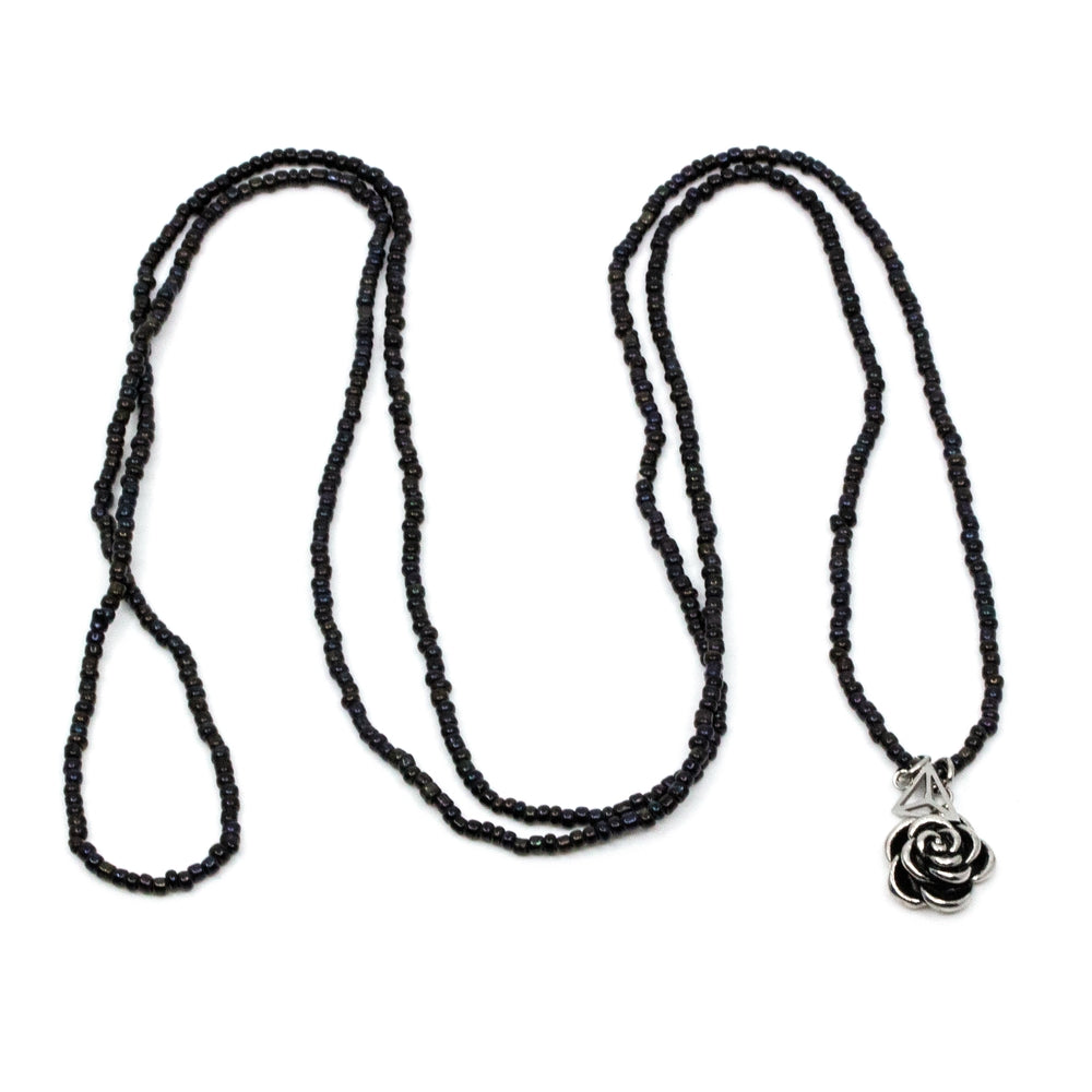 Mini Flower Necklace Black