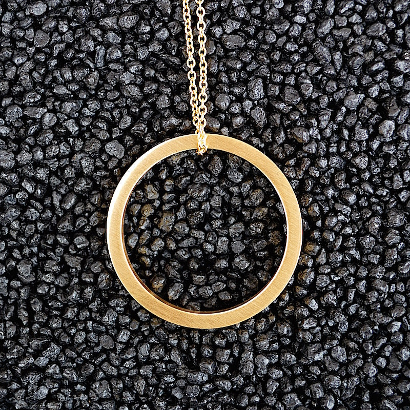 Big Ring Necklace Gold