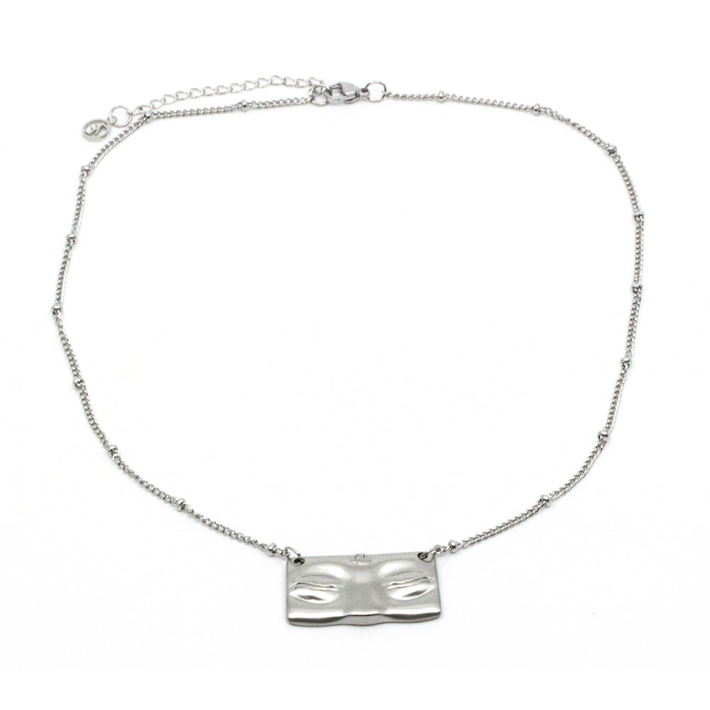 Calm Down Necklace Silver