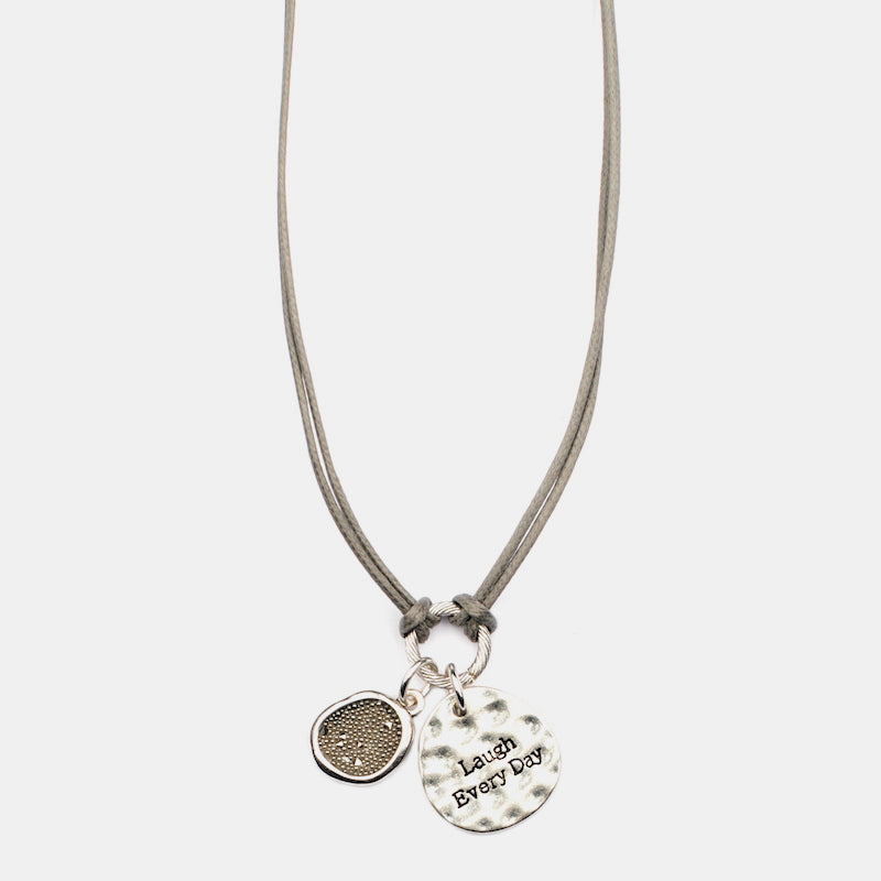 Laugh Every Day Halsband Silver Silver
