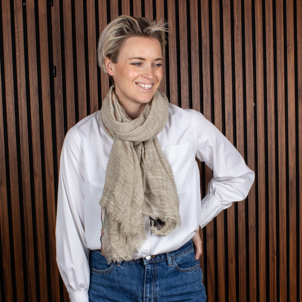 Nimes Shawl Sand