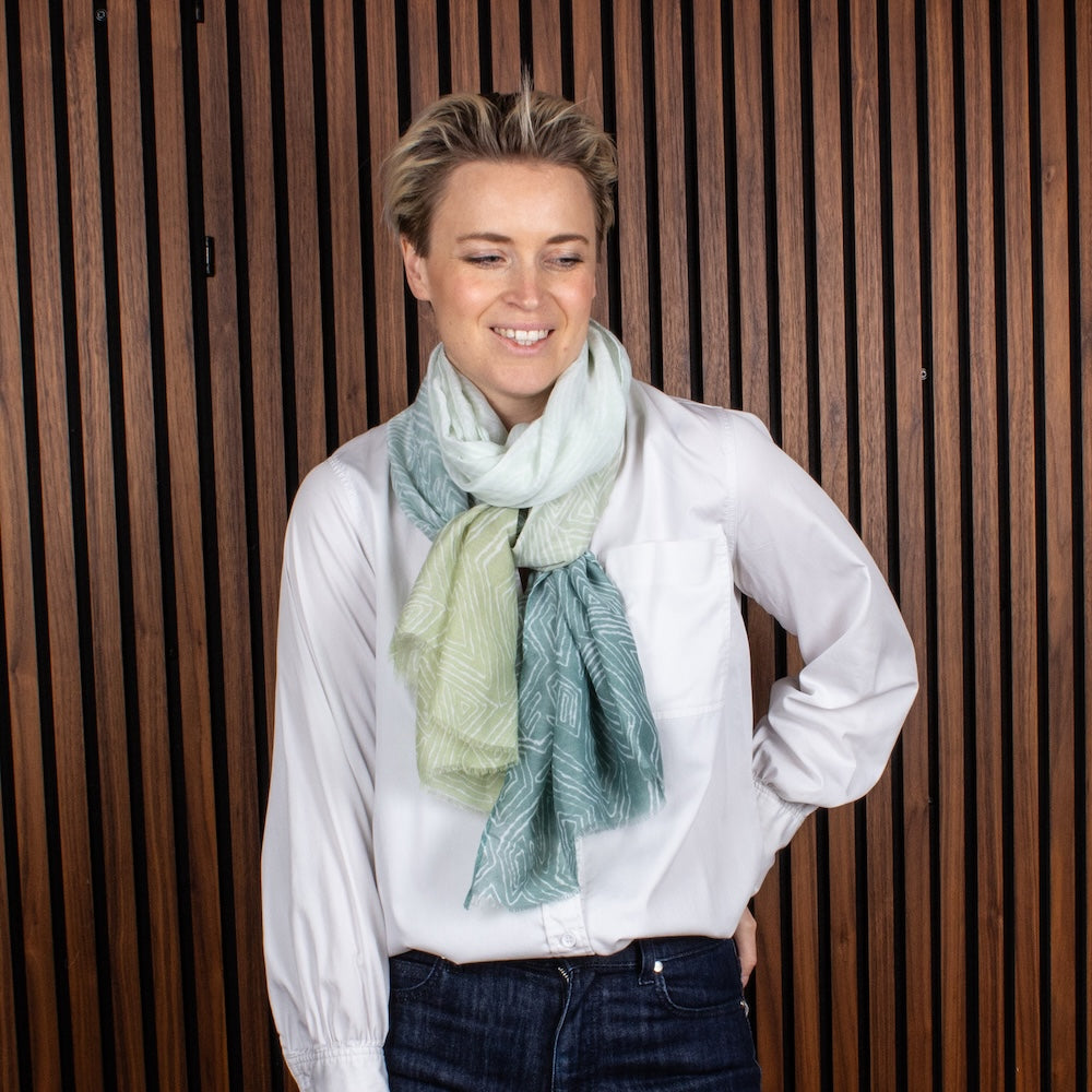 Arles Shawl Green