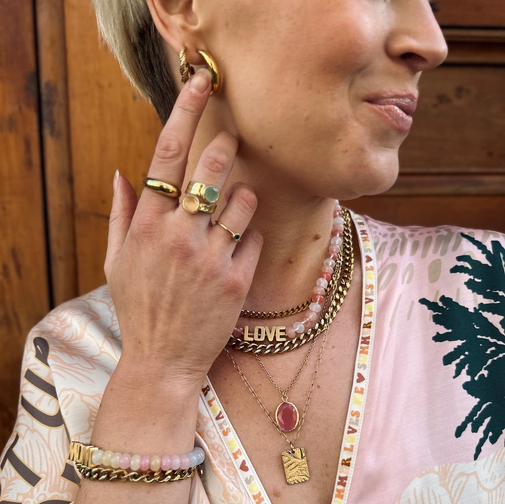 Att stärka andra kvinnor