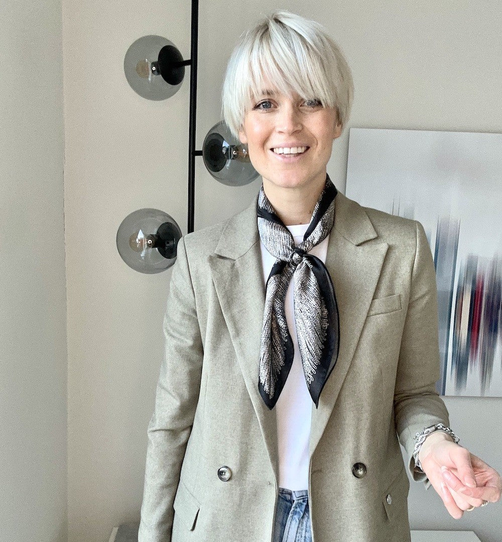 Alpen Sidensjal 70x70cm Svart Svart