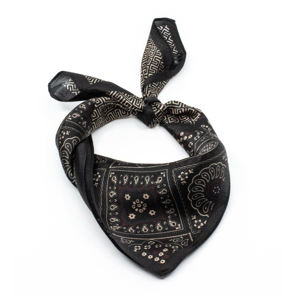 Chaves Sidensjal 50x50cm Svart