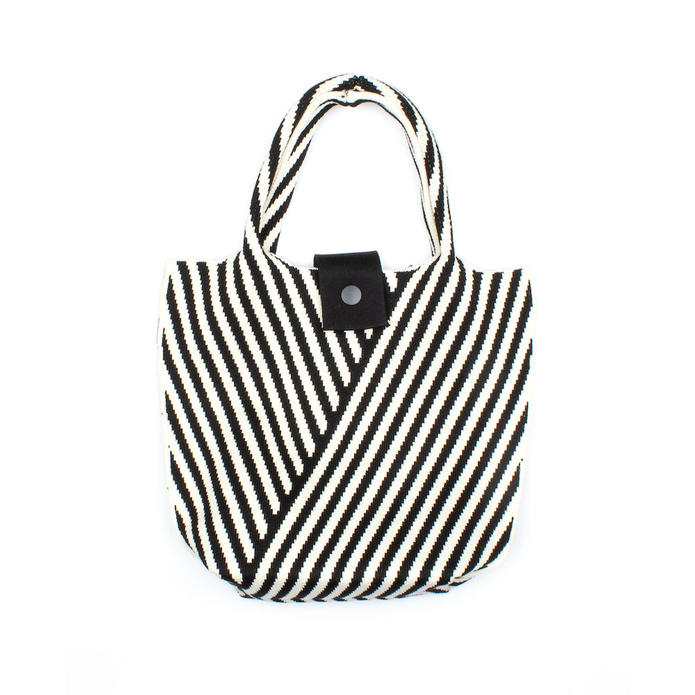 7EAST Purse Black