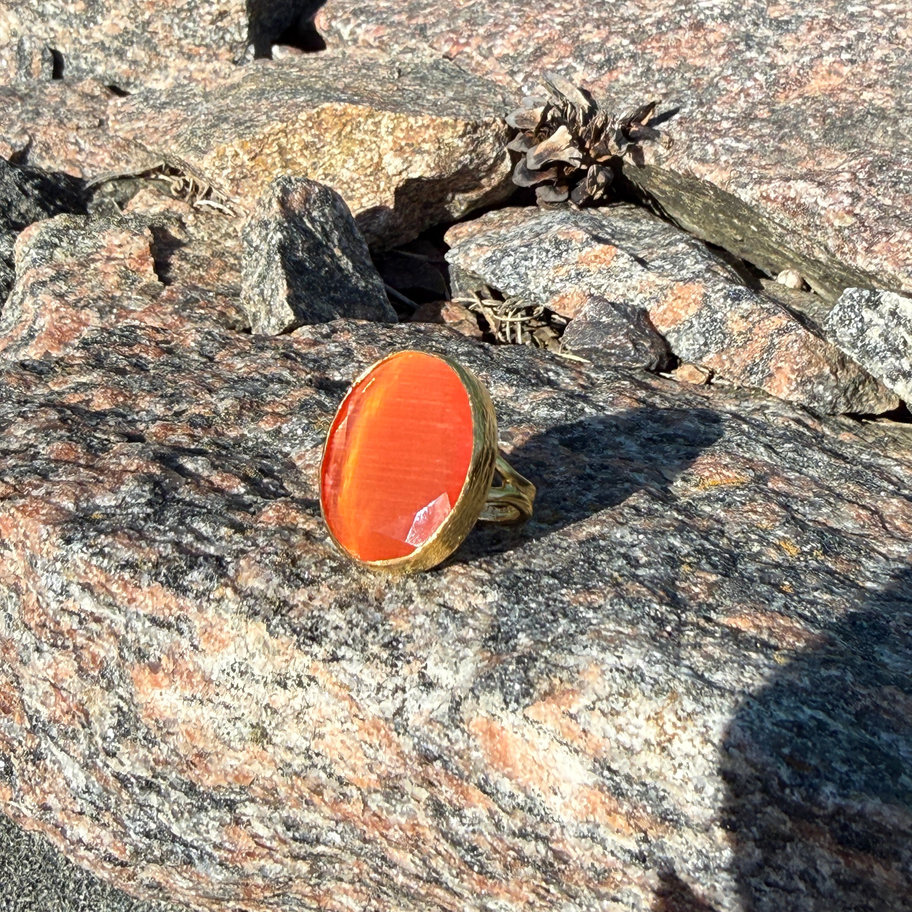 Thea Big Ring Guld Orange