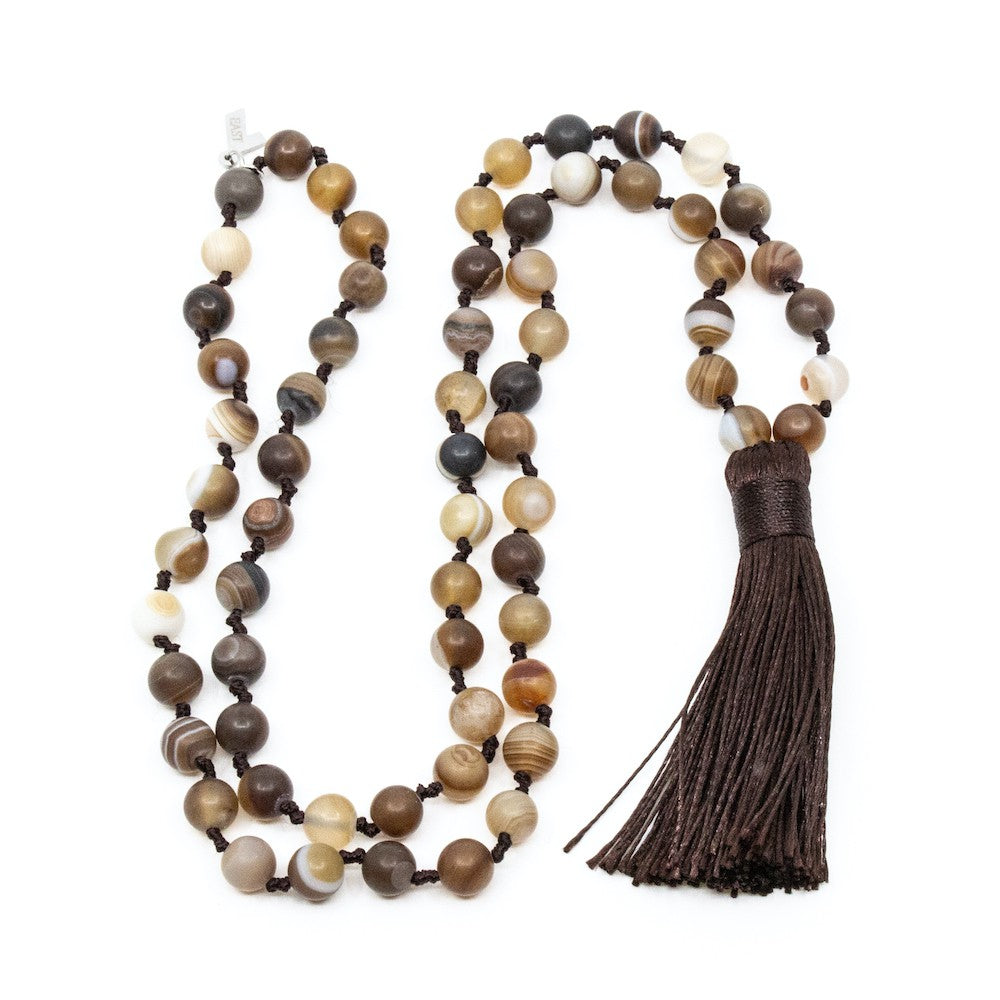 Chaturanga Halsband Brun Brun