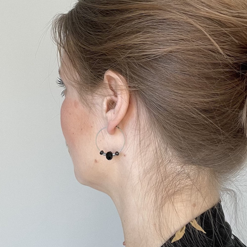 Joy Örhänge Svart Svart/Silver