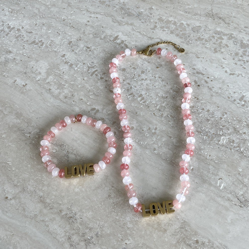 LOVE Halsband Rosa Multi