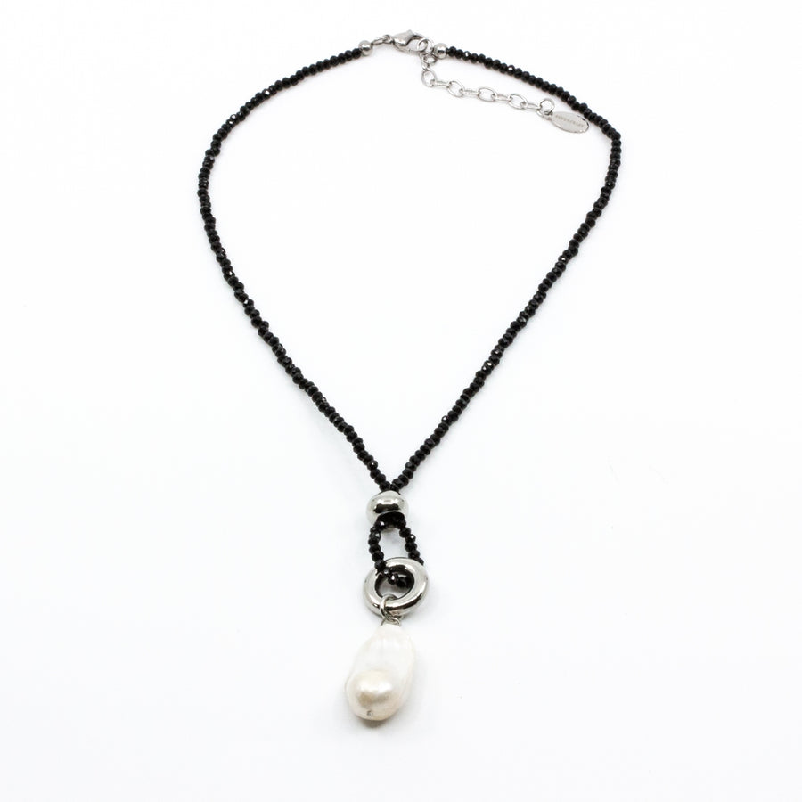 Sparkling Chunky Pearl Necklace Black