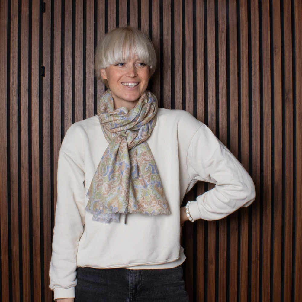 Oldenburg Shawl Sand