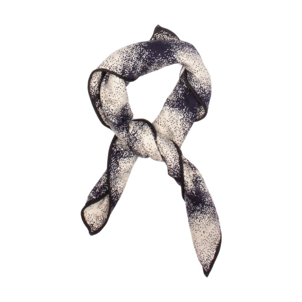 Stade Wool Shawl Black